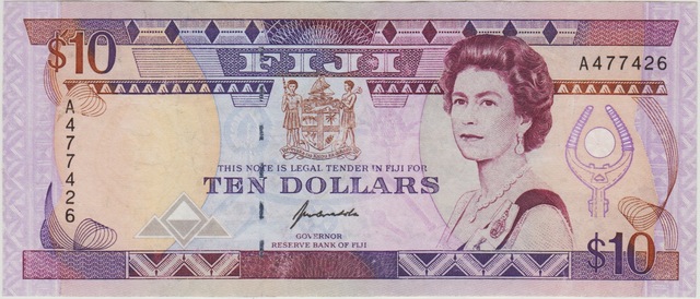 Fiji 10 Dolar 1992 Kraliçe Çilaltı.