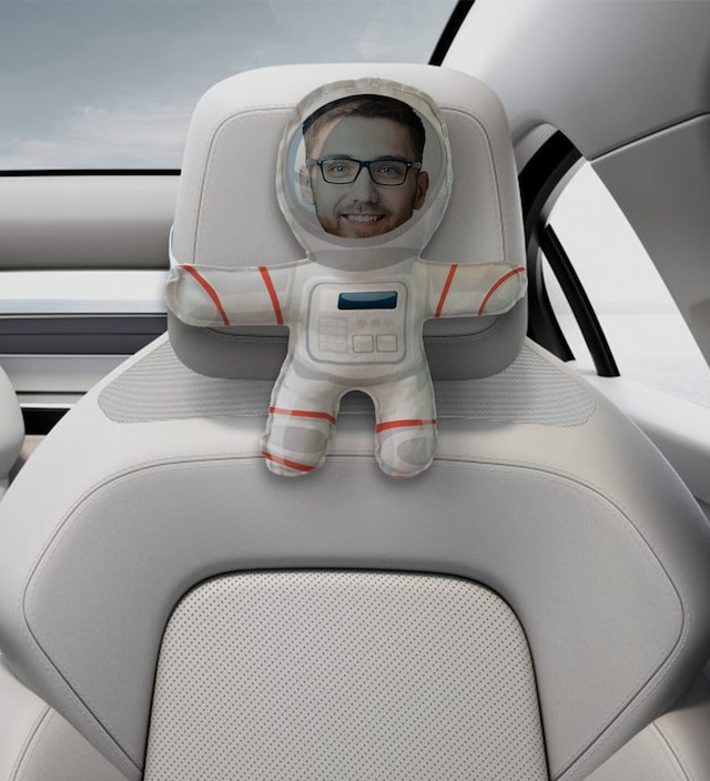 BK Gift Kişiye Özel Astronot Tasarımlı Araç Koltuk Bebek Yastığı-