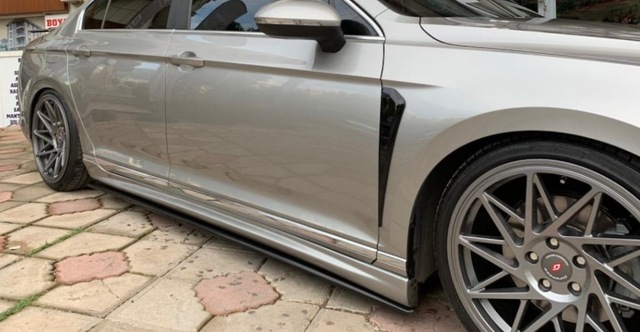 Volkswagen Passat B8 Marşpiyel Altı Lip Piano Black