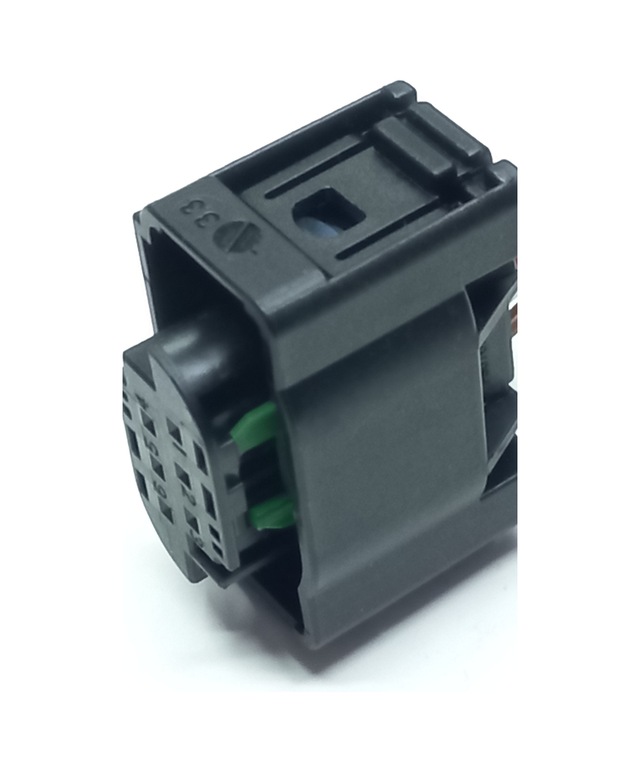 Gaz Kelebeği Soketi 6k011 Unıversal