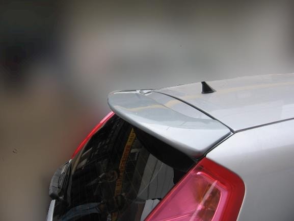 Fiat Punto Düz Astarlı Spoiler