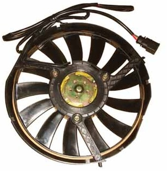 Audı A4 02/05 Radyatör Fanı Motorlu 13 Kanat