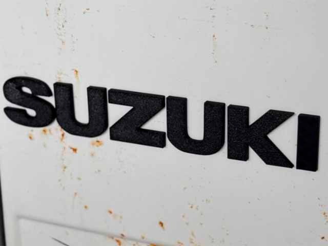 Suzuki Bagaj Yazısı Siyah 3d Plastik 0