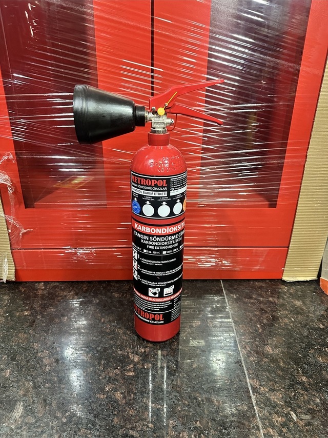 2 Kg Co/2 Karbondioksitli Söndürme Cihazı Dört Yıl
