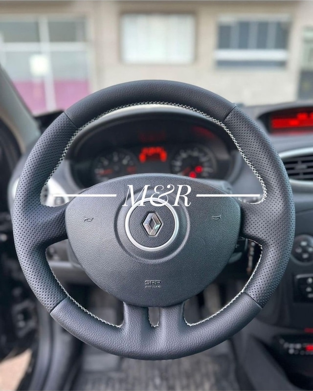Renault Clio 3 Kaplama Deri Direksiyon Kılıfı