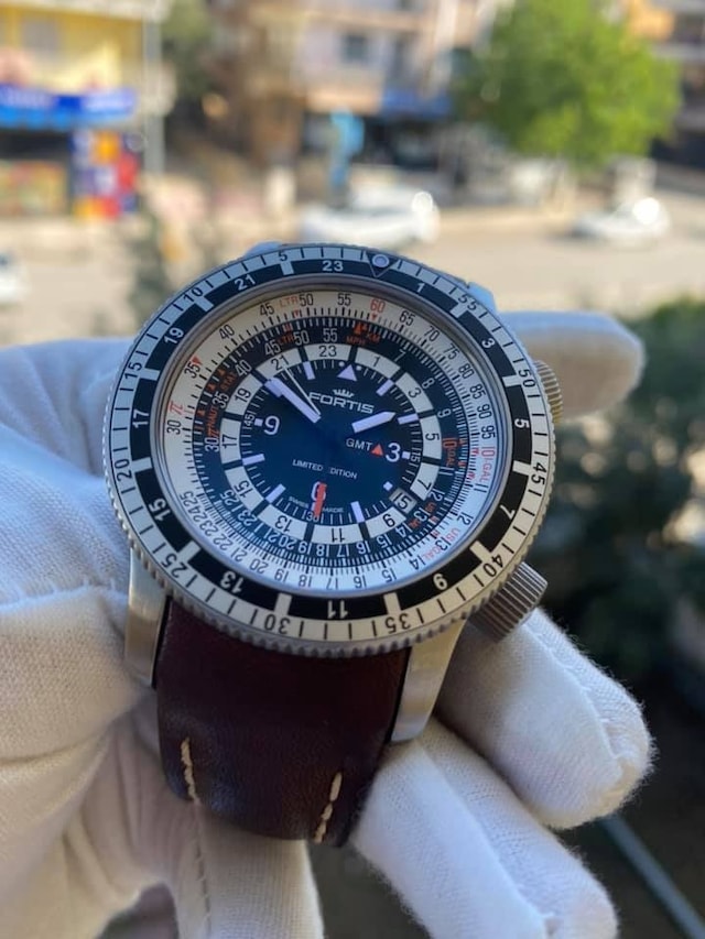 Fortis B-47 Calculator Gmt Deri Kordon Erkek Kol Saati 2. El Teşhir Ürün