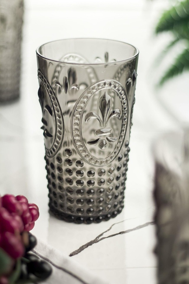 Akrilik Füme Tekli Uzun Bardak & Su Meşrubat Bardağı 750 Ml Büyük Boy & Cam Değildir