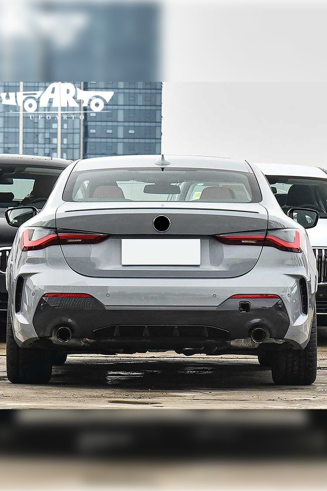 Bmw G22 Bagaj Üstü Spoiler Fabrika Model