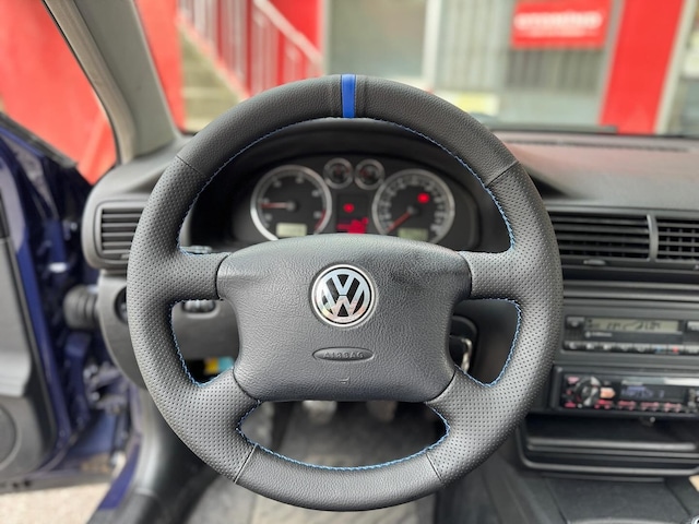 Volkswagen Golf 4 Araca Uyumlu Direksiyon Kılıfı Noktalı Düz Yüz