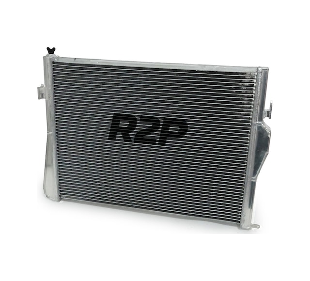 R2p Bmw E92 M3 Performans Radyatör