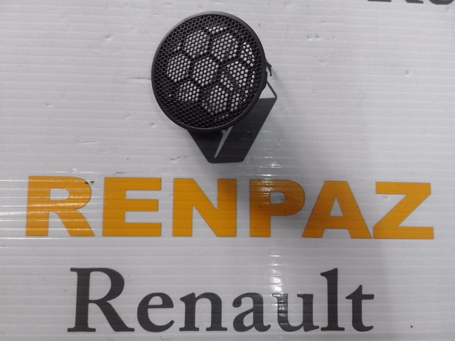 Clio 4/Fluence/Megane 3 Torpido Hoparlör Kapağı 281C20011R