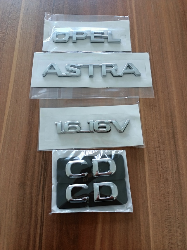 Opel Astra 1.6 16v Cd Bagaj Yazısı