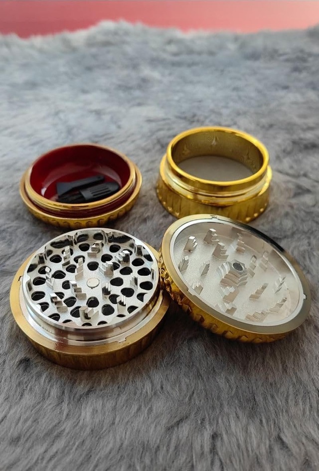 63 Mm. Gold Baharat Tütün Herbal Öğütücüsü Parçalayıcı Rc85gld