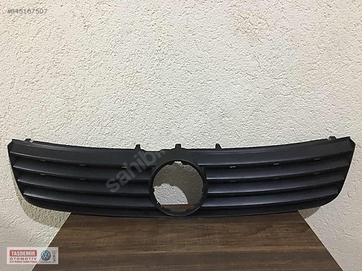 Volkswagen B5 Passat Ön Panjur Siyah Armasız 1997-2000 3B0853651