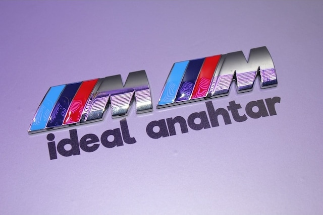 Bmw Çamurluk M Metal Sticker Logo Amblem 1 Set 20 Mm X 55 Mm.
