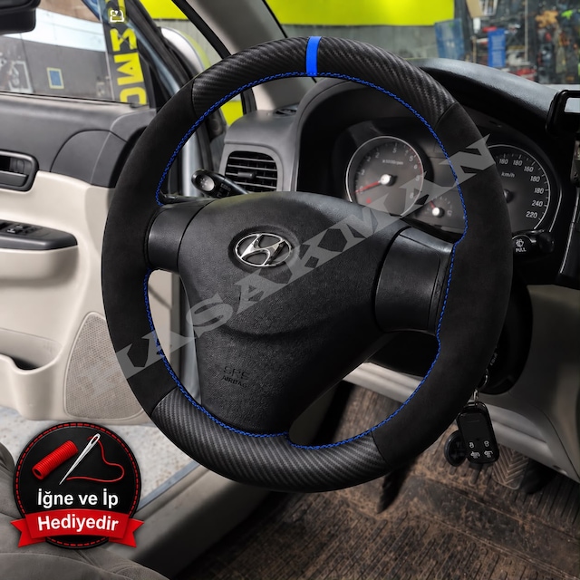Hyundai Accent Era Dikme Direksiyon Kılıfı Alcantara Süet Mat Karbon Mavi Yüzük Ve Dikiş 2006-2012 Siyah