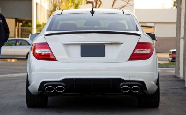 Mercedes C Serisi W204 Coupe Amg Spoyler 2007 2013 Parlak Siyah