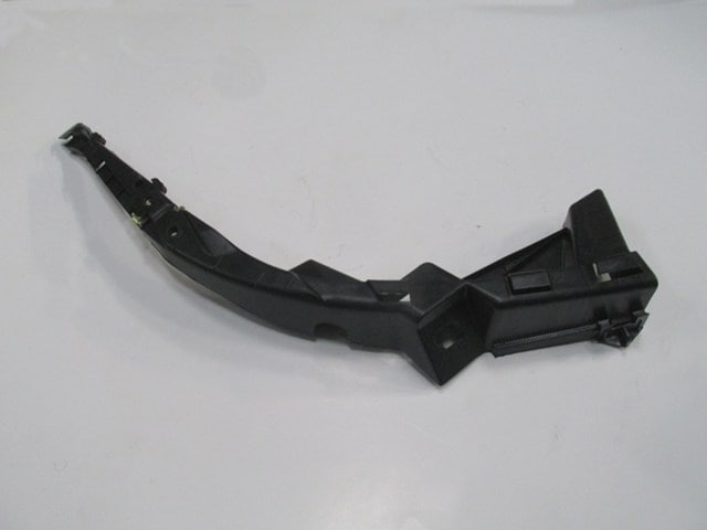 Volkswagen Passat B5 97/00 Ön Tampon İç Braketi Sağ Tw