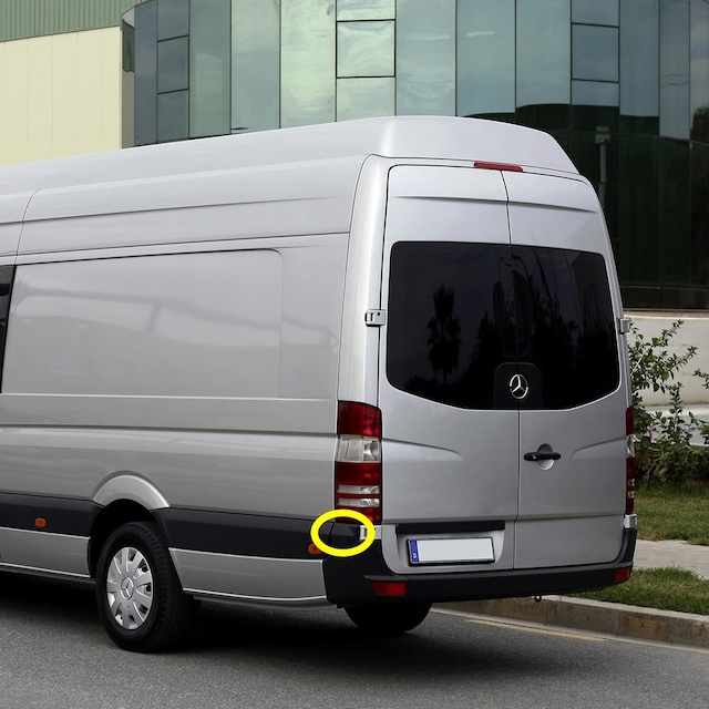 Mercedes Sprinter 07-16 Sol Arka Stop Lambası Çıtası A9068802771