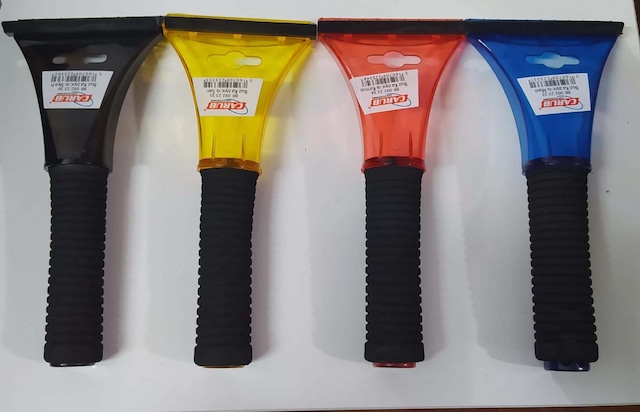 Carub Buz Kazıyıcı Puf Saplı 1 Adet