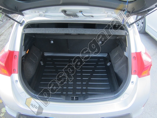 Toyota Uyumlu Auris Bagaj Havuzu 2013-2019 Arası
