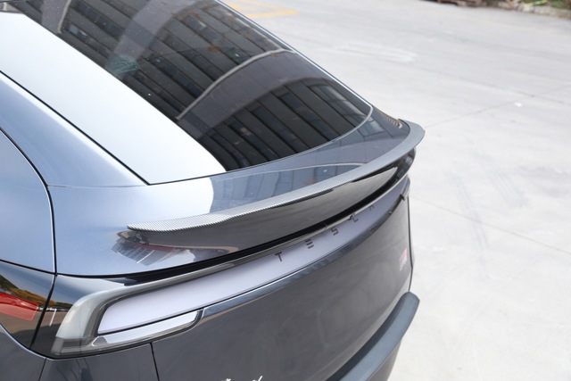 2025+ Model Y Junıper Içın Spor Spoıler - Mat Karbon Boya