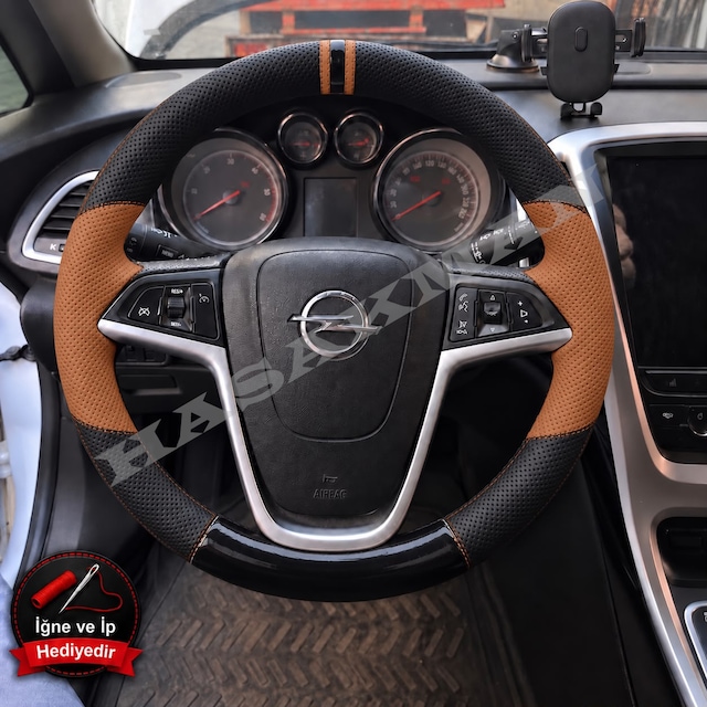 Opel Mokka Dikme Direksiyon Kılıfı Delikli Deri Parlak Siyah Taba Detay Çift Yüzük Ve Dikiş 2012-2016
