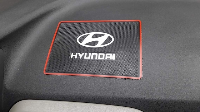 Torpido Üstü Kaydırmaz Ped - Hyundai