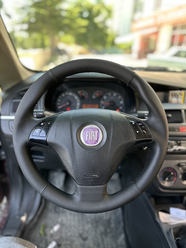 Fiat Linea Tuşlu Araca Özel Direksiyon Kılıfı Siyah