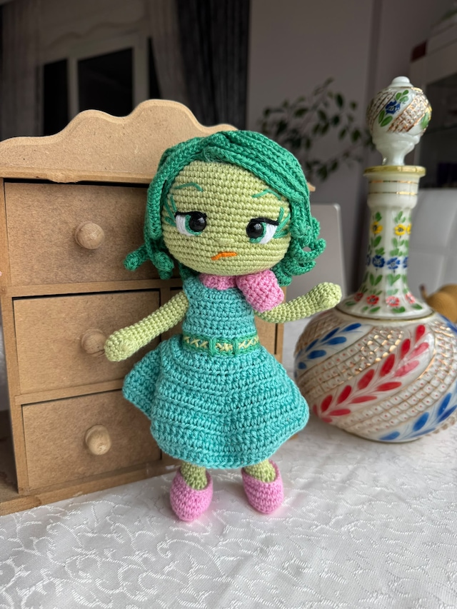 Dısgust Insıde Out Tiksinti Amigurumi Oyuncak 24 Cm 010