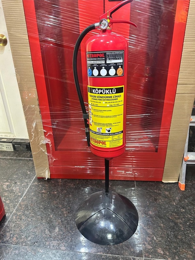Yangın 6 Kg Aff Foam Köpüklü Ayaklı Yangın Söndürme Sistemleri,yangın Tüpü P266362273oss