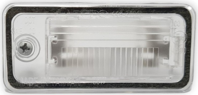 Audi A3 2009-2012 Arka Sol Plaka Aydınlatma Lamba Camı 8e0943021b