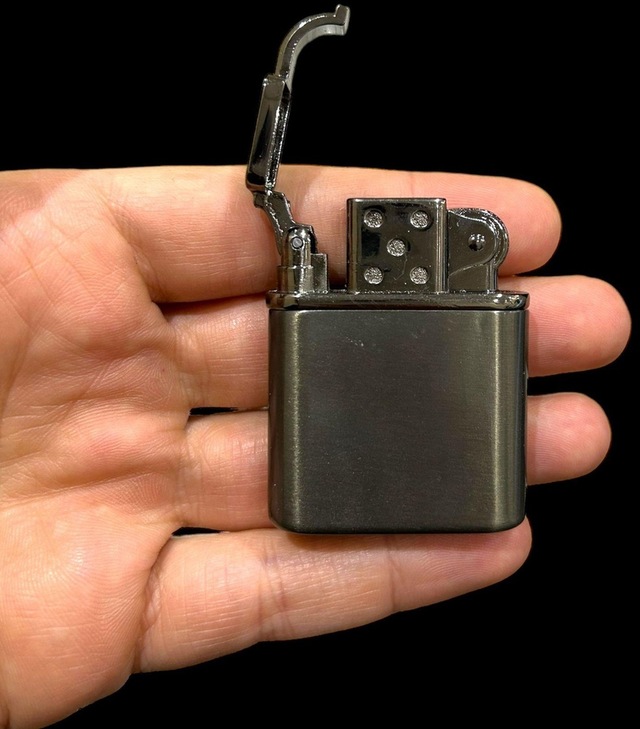 Füme Pürmüzlü Gazlı Metal Çakmak 109471
