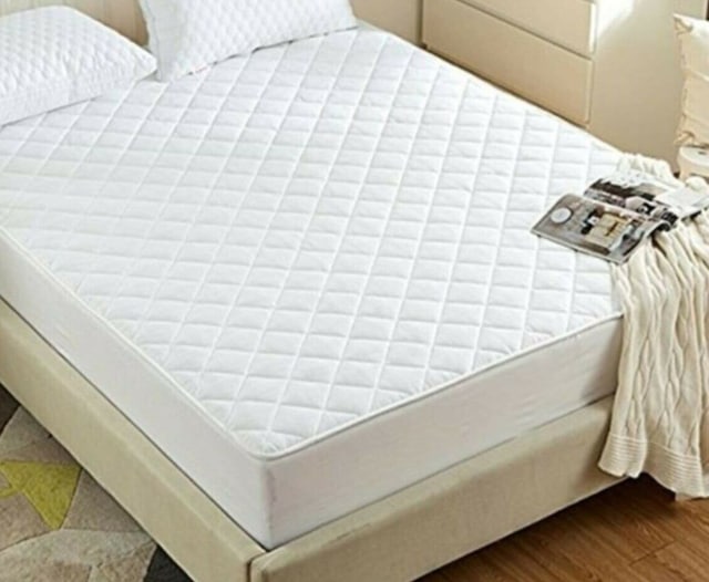Kapitoneli Tek Kişilik Yatak Koruyucu Sıvı Geçirmez Alez 100 X 200