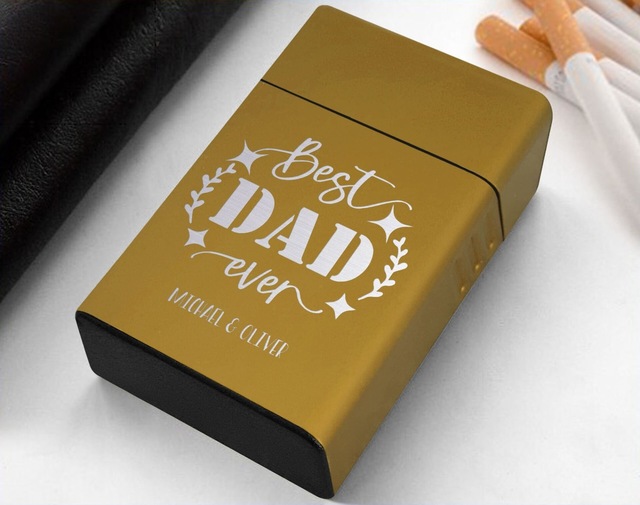 Bk Gift Kişiye Özel İsimli Babalar Günü Tasarımlı Sarı Metal Sigara Tabakası ,babalar Günü Hediyesi , Babaya Hediye , Sigara Tabakası-10