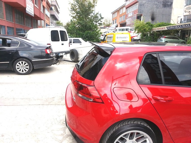 Vw Golf 7 Vııı Fiberglass Spoiler Parlak Siyah Boyalı 2013- 2017