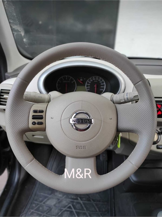 Nissan Micra Sol Kol Tuşlu Kaplama Deri Direksiyon Kılıfı