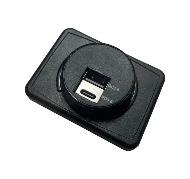 Usb Car Charger - Ucc-319 Qc Pd