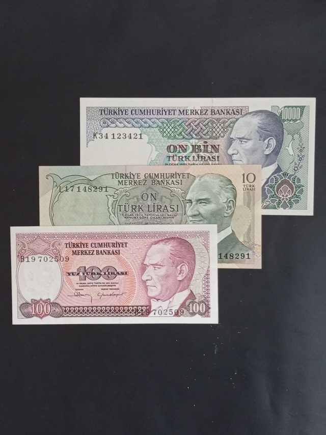 6. 7. Emisyon 3 lü Eskı ParaTürk Lirası 100-10