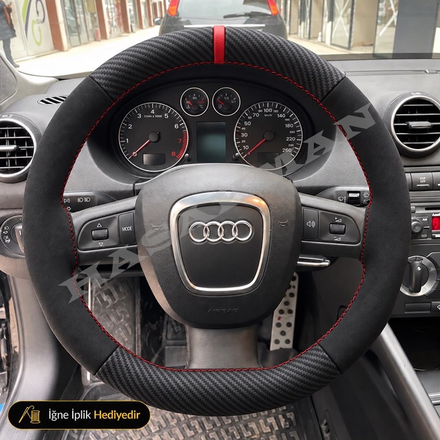 Audi S3 8p Dikme Direksiyon Kılıfı Alcantara Süet Mat Karbon Kırmızı Yüzük Ve Dikiş 3 Kollu Tuşlu 2006-2008