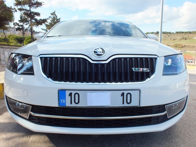 Skoda Octavia A7 Krom Sis Far Çerçevesi 2 Parça 2015 Sonrası