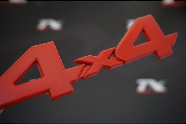4x4 Arazi Suv Pickup Bagaj Krom Metal 3m 3d Yazı Logo Amblem