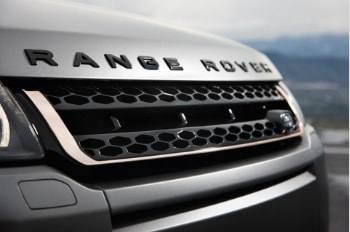 Range Rover Bagaj / Kaput Yazı Siyah Renk