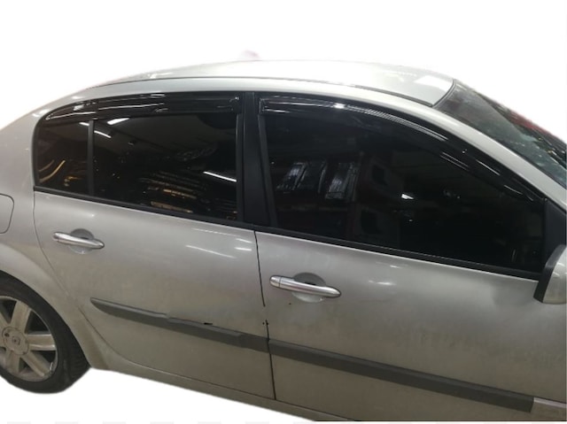 Renault Megane Sedan 2004-2010 Arası 2 Mügen Cam Rüzgarlığı 4'lü