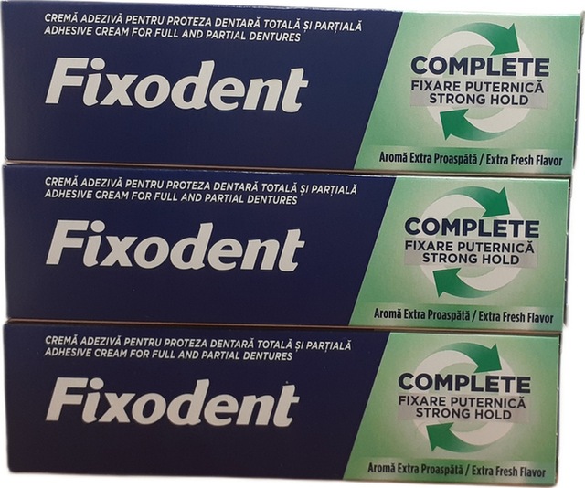 Complete Güçlü Tutuş Extra Ferah Aroma Protez Yapıştırıcı Krem 47 Gr X 3 Adet