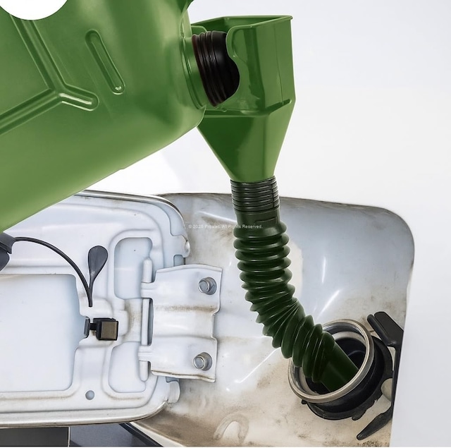 Bidon Ağzı Huni, Yakıt Dolum Hunisi, Bidon Ağzı Uyumlu, Dayanıklı Plastik Malzeme, Benzin, Mazot, Su Doldurma İçin, Taşınabilir, Esnek Huni, Kolay Temizlenebilir, Ergonomik Tasarım, Bah001
