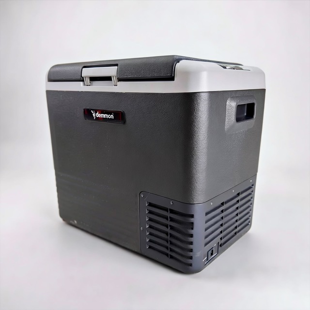 Buzdolabı Araç İçi 50lt. 12/24v 220v