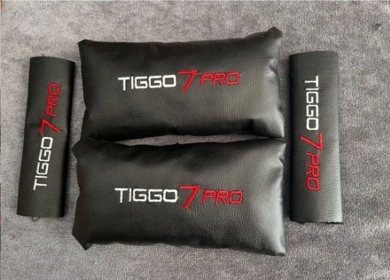 Chery Tiggo 7 Pro Nakışlı 2 Adet Deri Boyun Yastığı Ve 2 Adet Kemer Pedi Siyah