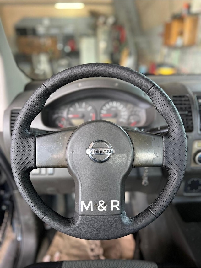 Nissan Navara Deri Direksiyon Kaplama