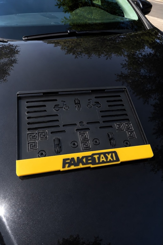 Fake Taxi Motor Plakalık G0013